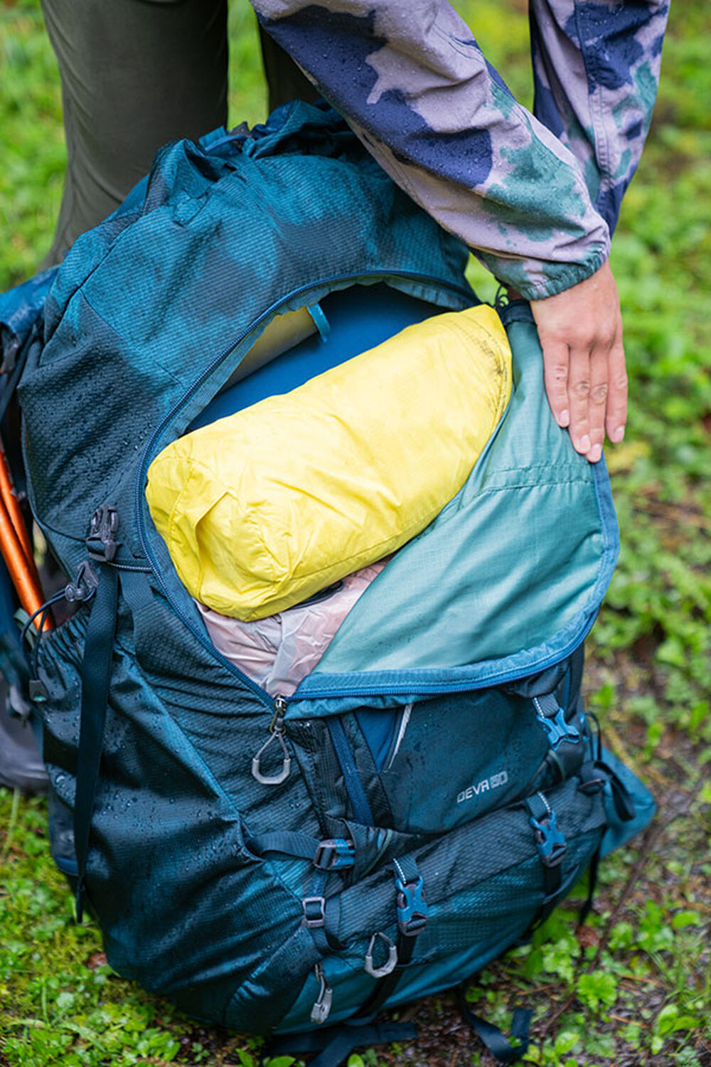 Hiking backpack Gregory DEVA 60 RC women