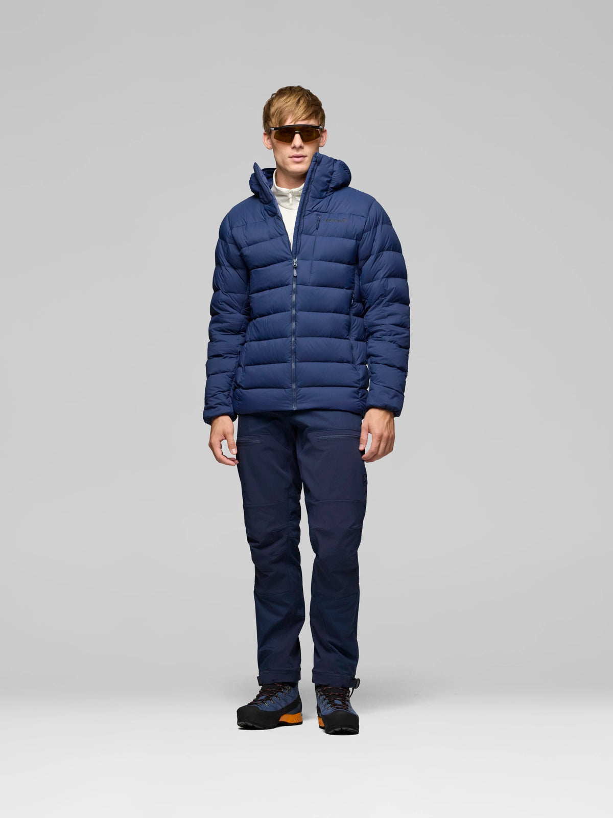 Dūnu jaka Norrona femund down700 Zip Hood vīriešu