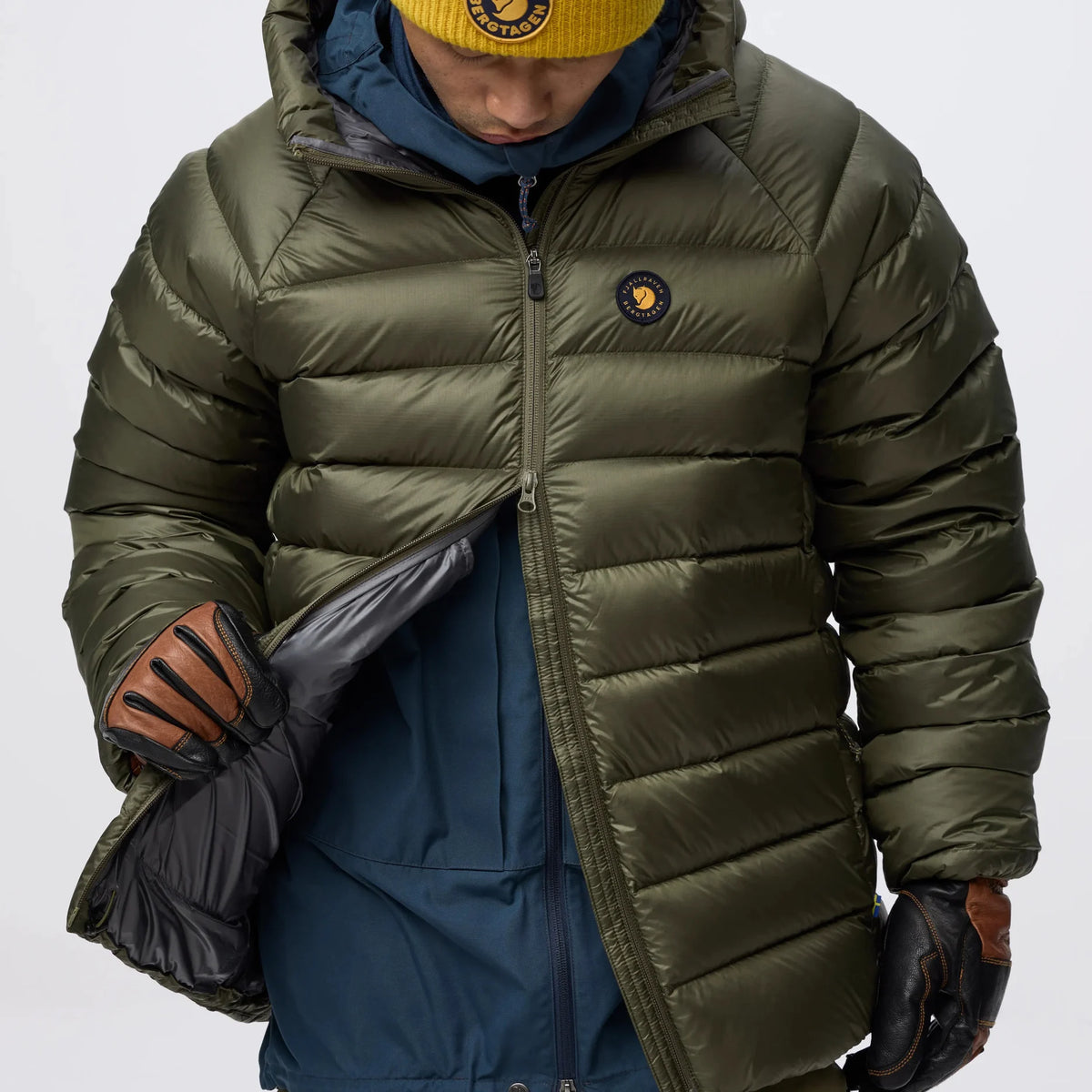 Men's Down Jacket for Mountains Fjällräven Bergtagen
