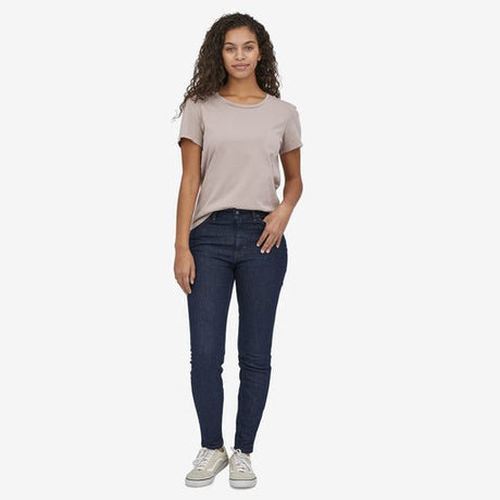 Džinsa bikses Patagonia Slim Jeans sieviešu